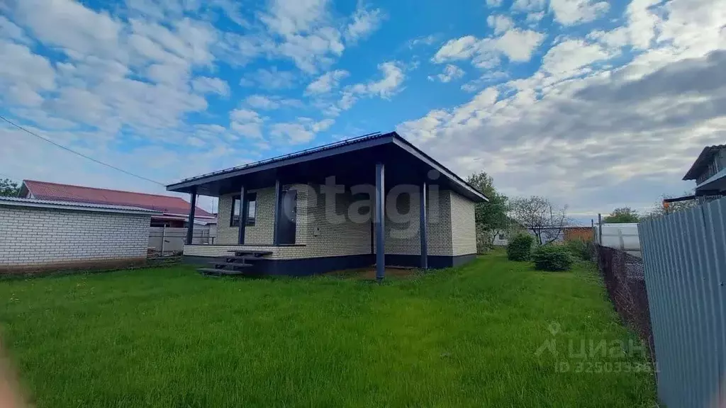 Дом в Удмуртия, Алнашский район, с. Алнаши Линейная ул., 3 (71 м) - Фото 2