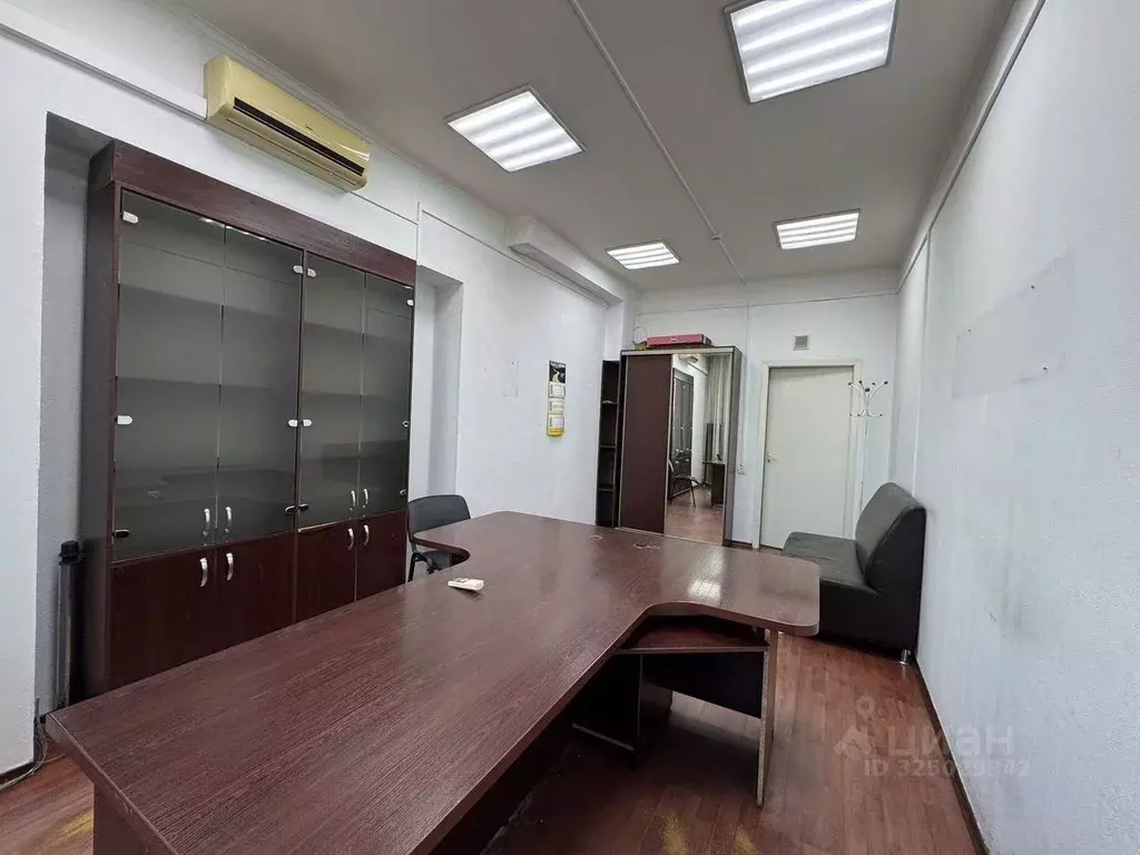 Офис в Алтайский край, Барнаул просп. Строителей, 16 (19 м) - Фото 1