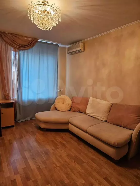 Комната 14 м в 3-к., 3/6 эт. - Фото 0