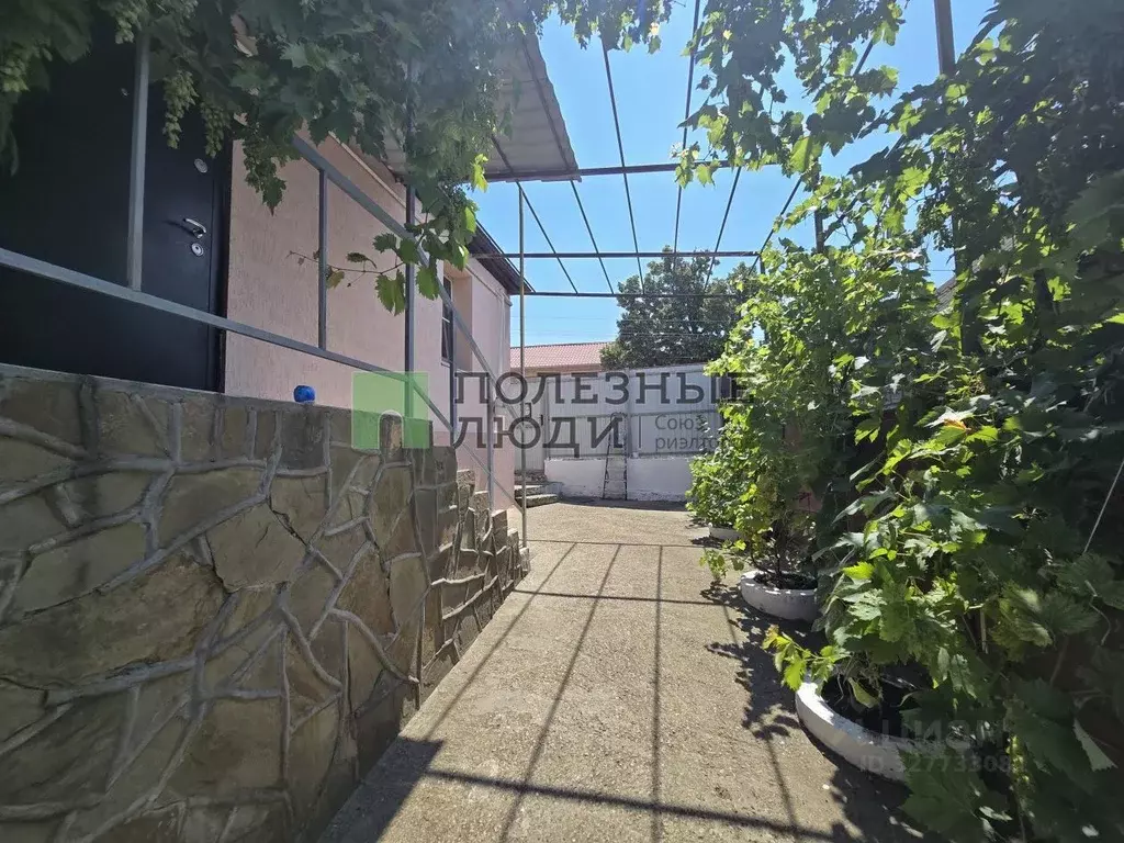 Дом в Краснодарский край, Новороссийск ул. Островского, 18 (96 м) - Фото 2