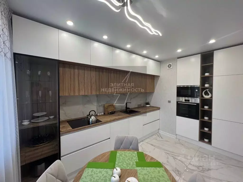 2-к кв. Татарстан, Казань Спартаковская ул., 84к1 (70.0 м) - Фото 2