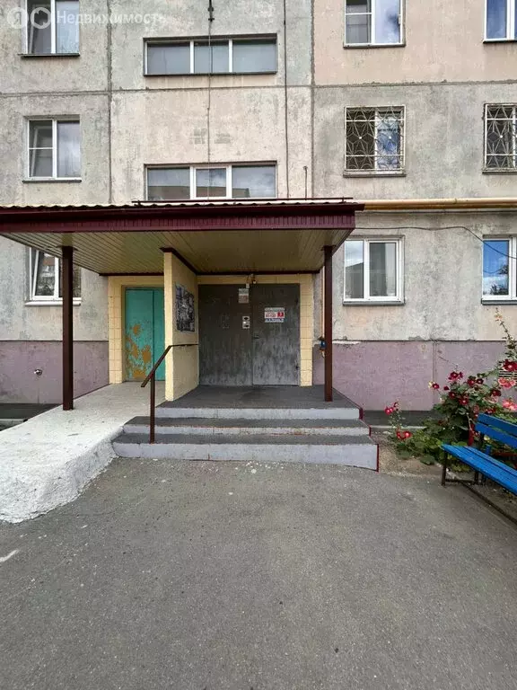 2-комнатная квартира: Курган, улица Бурова-Петрова, 96 (49.1 м) - Фото 1