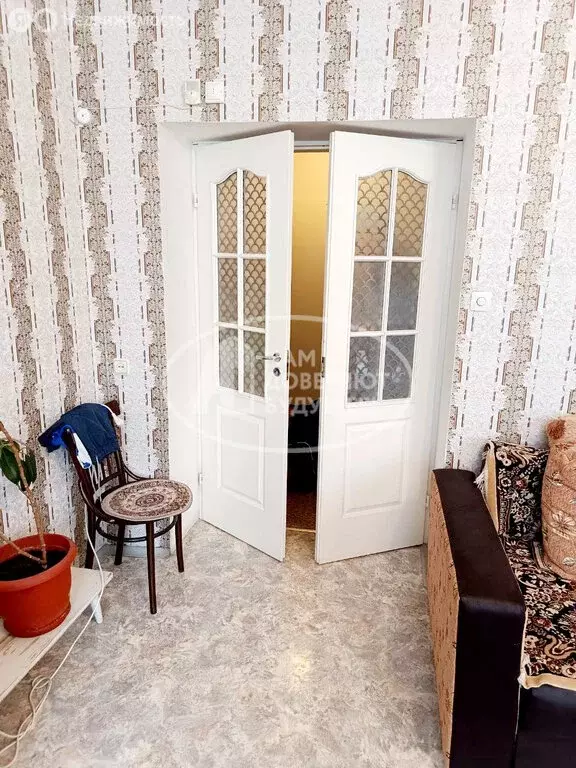 2-комнатная квартира: Лысьва, улица Кирова, 8 (61.7 м) - Фото 1