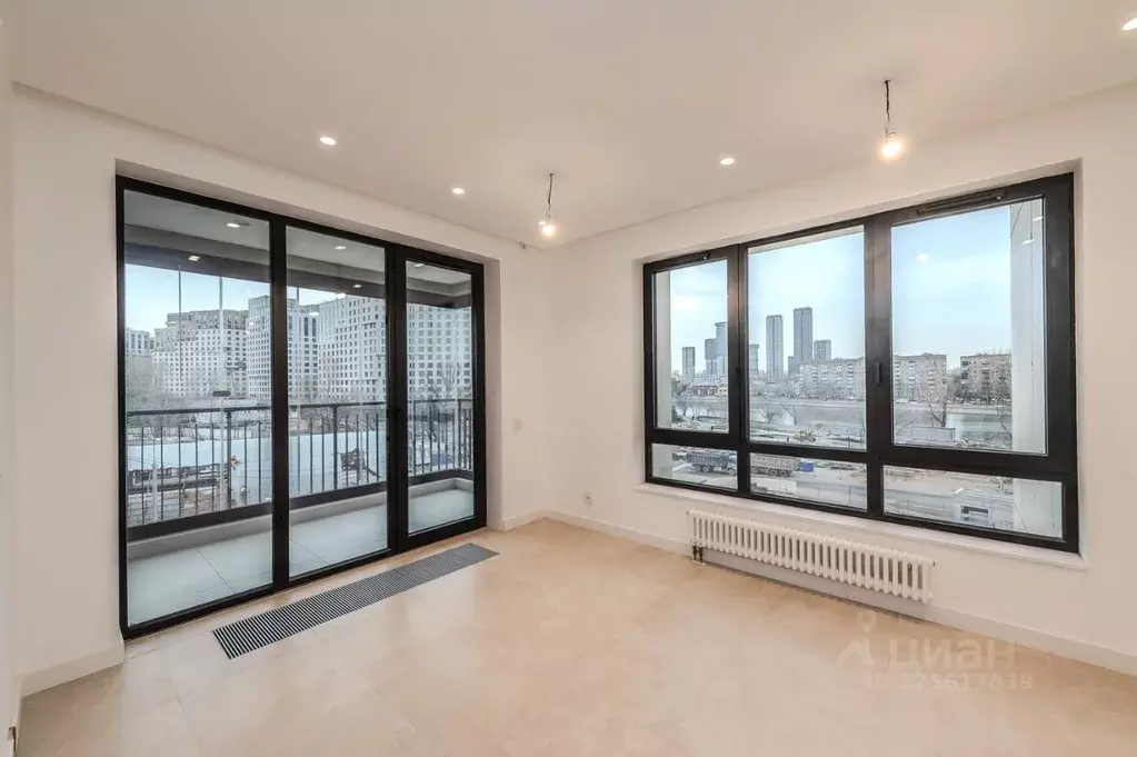 3-к кв. Москва ул. Виктора Маслова, 2 (118.5 м) - Фото 1