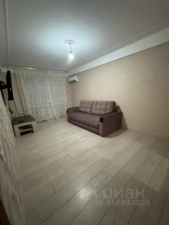 1-к кв. Дагестан, Каспийск ул. Ленина, 33Б (40.0 м) - Фото 0
