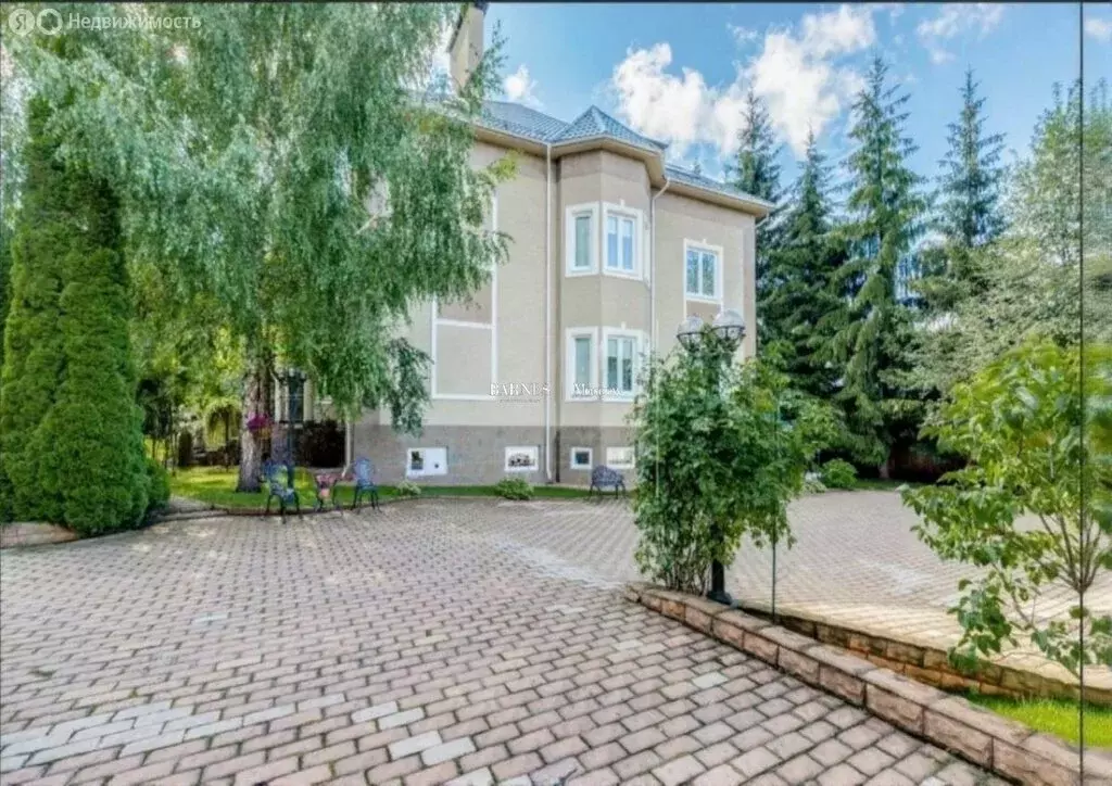 Дом в Одинцовский городской округ, деревня Жуковка (680 м) - Фото 1