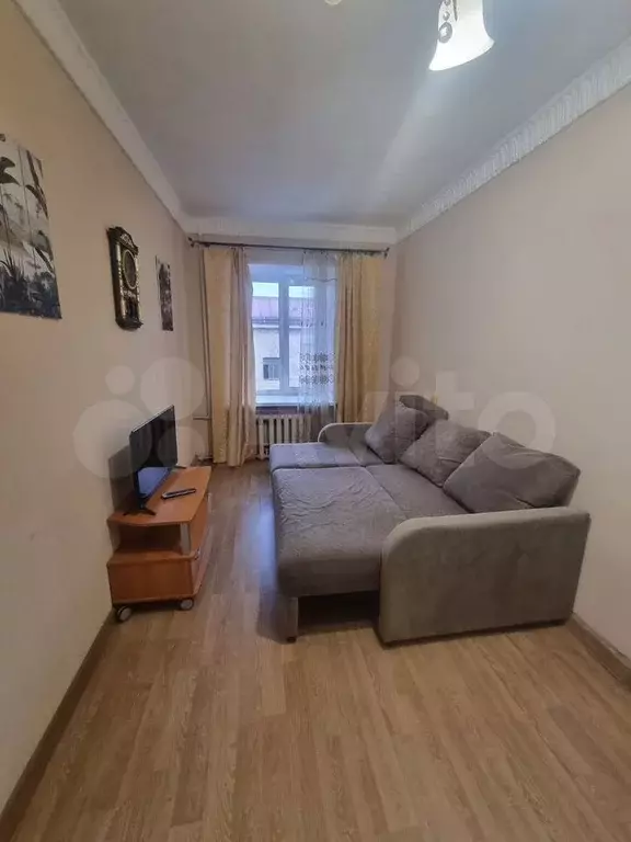 Комната 16 м в 5-к., 6/6 эт. - Фото 0