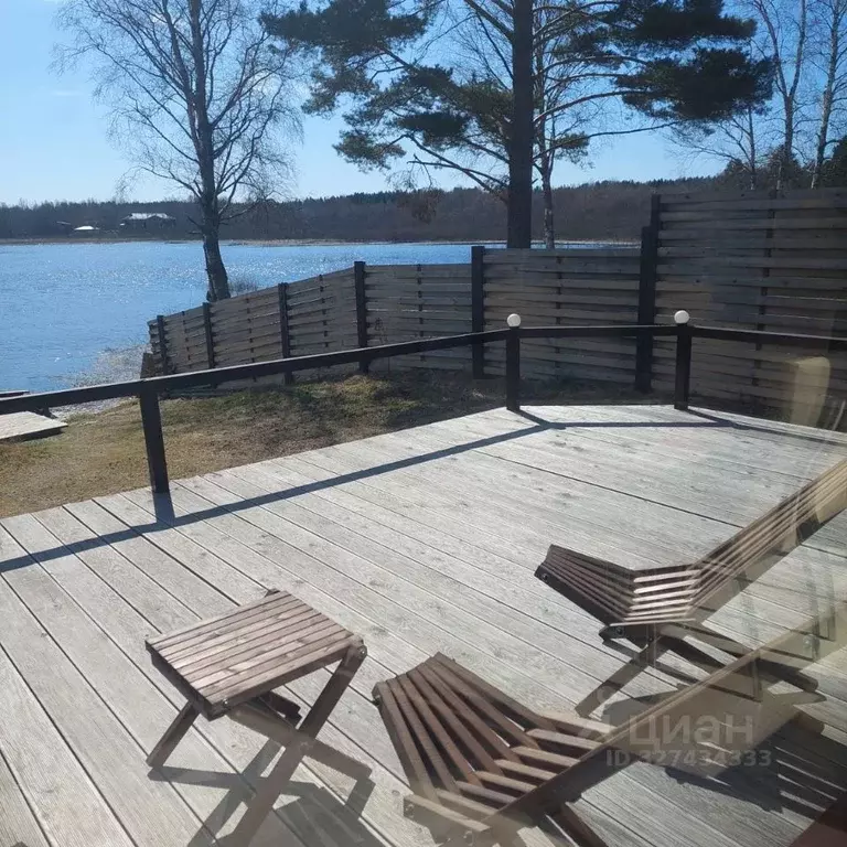 Дом в Карелия, Питкярантский муниципальный округ, д. Ууксу  (74 м) - Фото 1