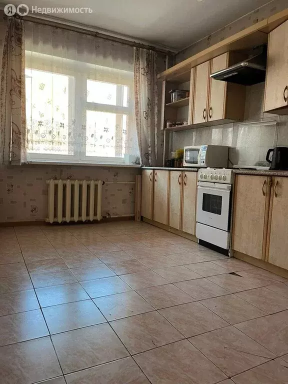 3-комнатная квартира: Иркутск, улица Поленова, 37 (80.2 м) - Фото 1