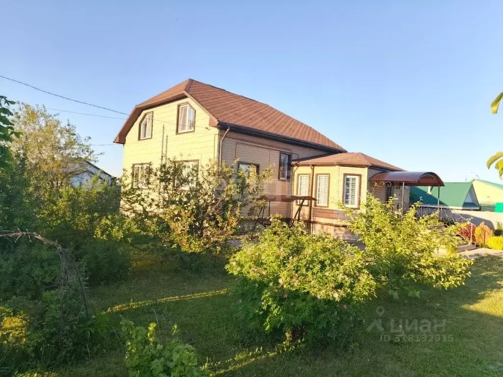 Дом в Башкортостан, Альшеевский район, с. Раевский ул. Дзержинского ... - Фото 1