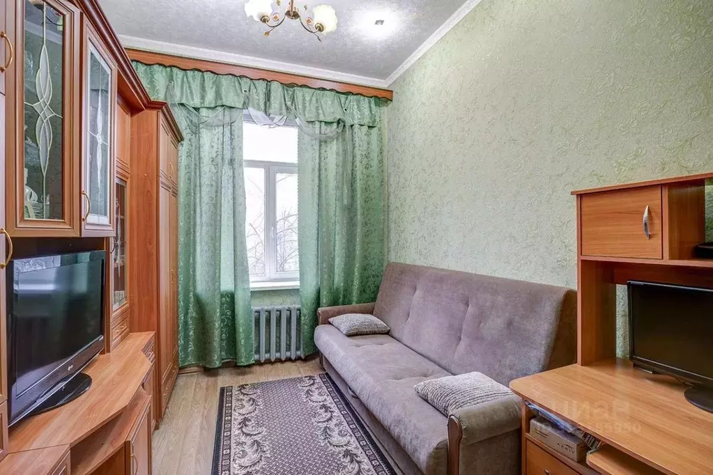 Комната Санкт-Петербург ул. Полярников, 8 (15.0 м) - Фото 0