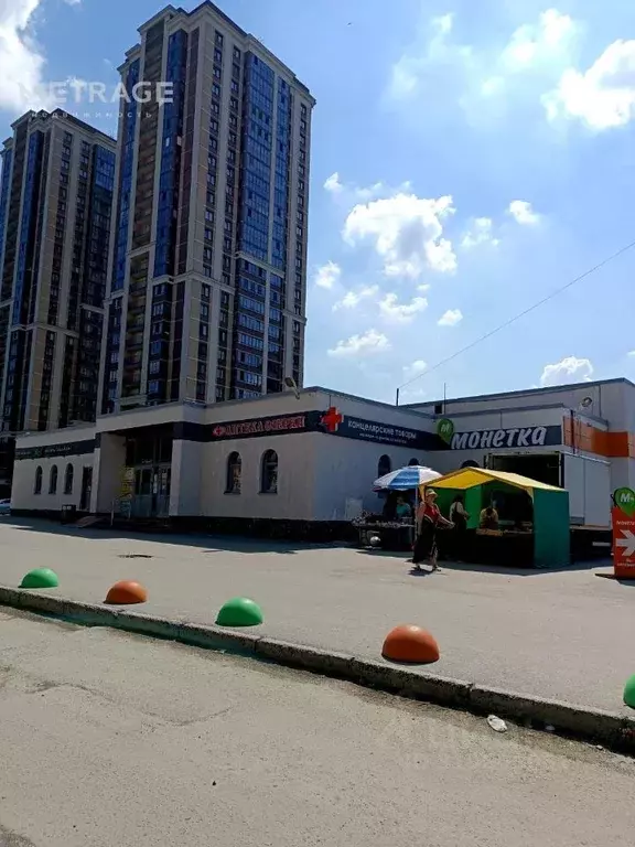 Торговая площадь в Новосибирская область, Новосибирск ул. Дуси ... - Фото 1