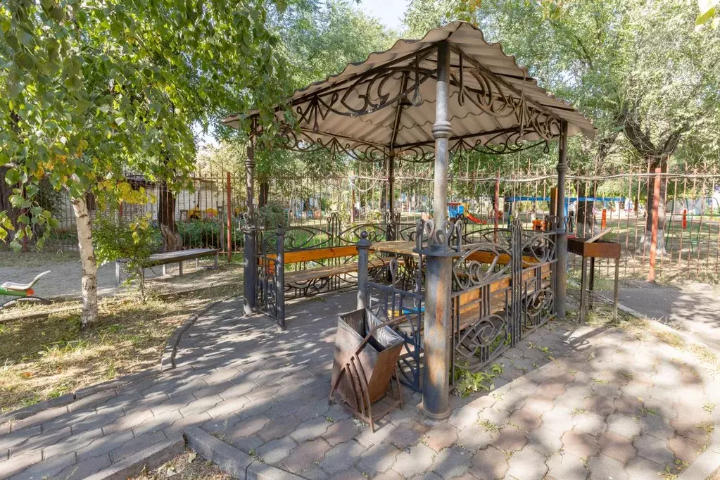 3-к кв. Амурская область, Благовещенск Зейская ул., 225/1 (110.0 м) - Фото 2