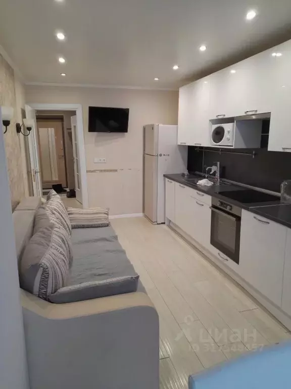 2-к кв. Башкортостан, Уфа Владивостокская ул., 12 (70.0 м) - Фото 0