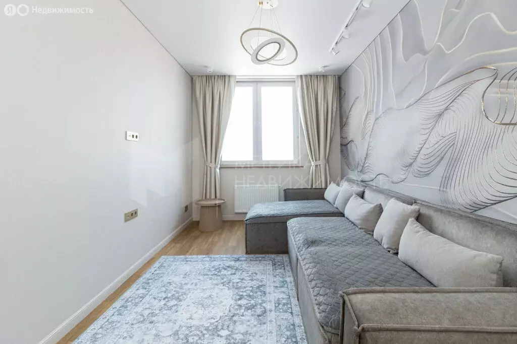 2-комнатная квартира: Тюмень, улица Менжинского, 60 (54.7 м) - Фото 2