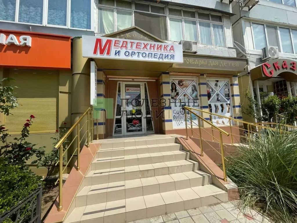 Торговая площадь в Крым, Евпатория просп. Победы, 30 (72 м) - Фото 0