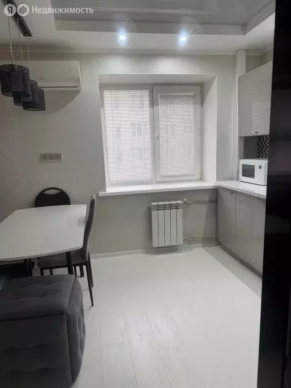 Квартира-студия: Саратов, Гвардейская улица, 23А (46 м) - Фото 1