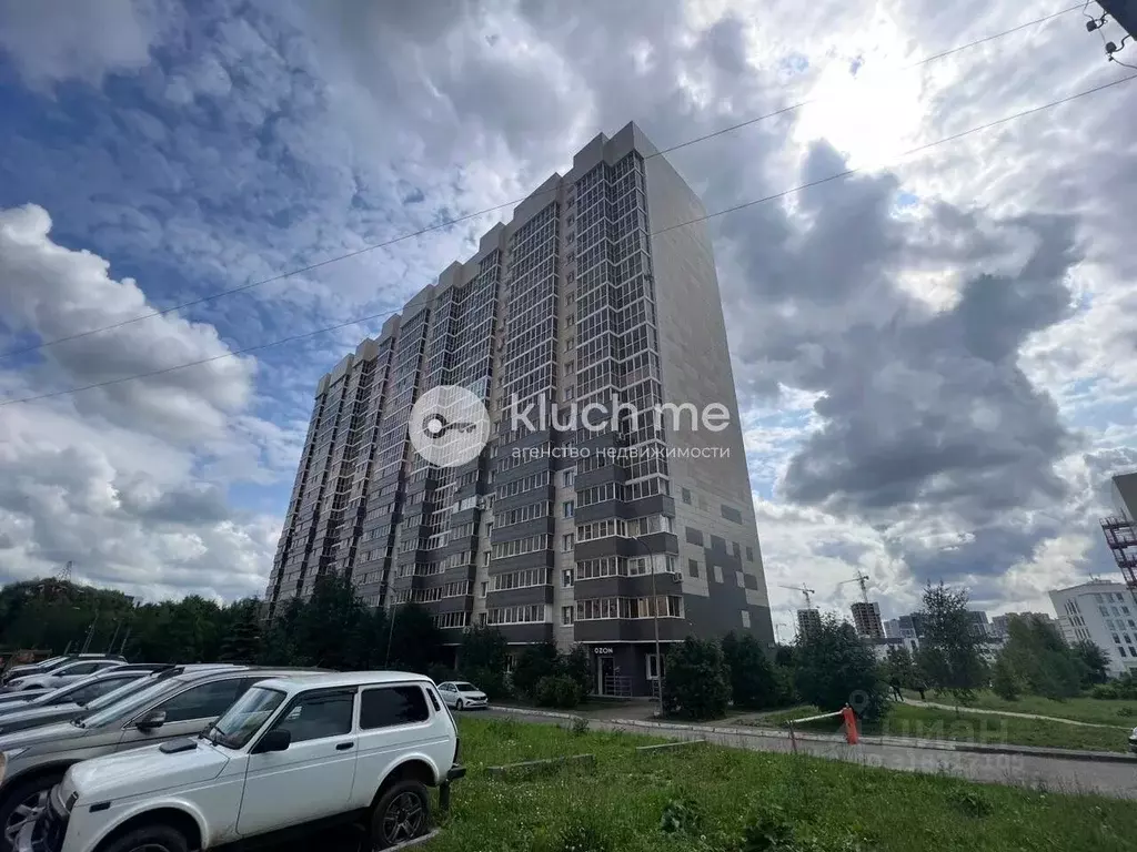 1-к кв. Татарстан, Казань ул. Рауиса Гареева, 4 (38.3 м) - Фото 0