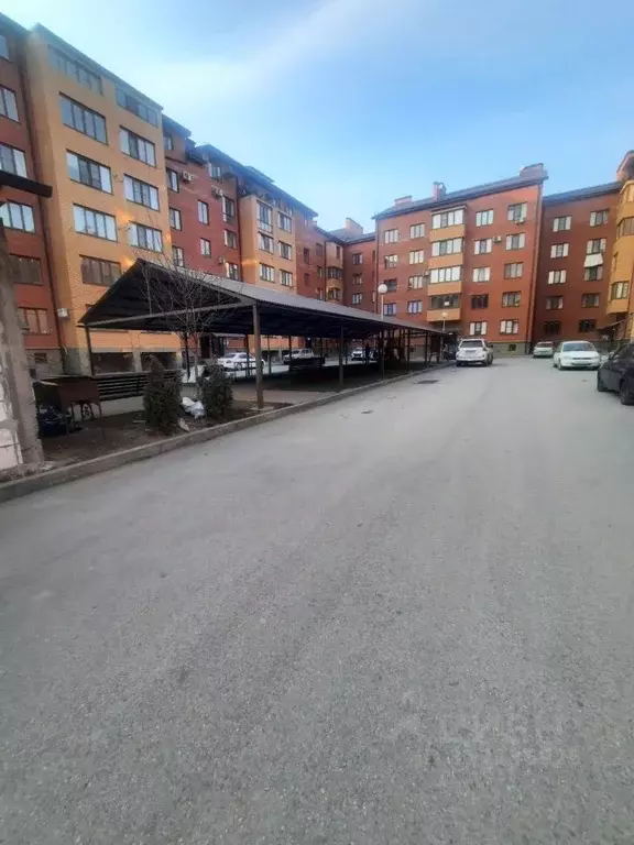 Студия Северная Осетия, Владикавказ ул. Генерала Дзусова, 6Д (37.0 м) - Фото 0