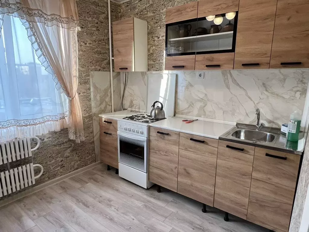 1-к. квартира, 33 м, 8/10 эт. - Фото 0
