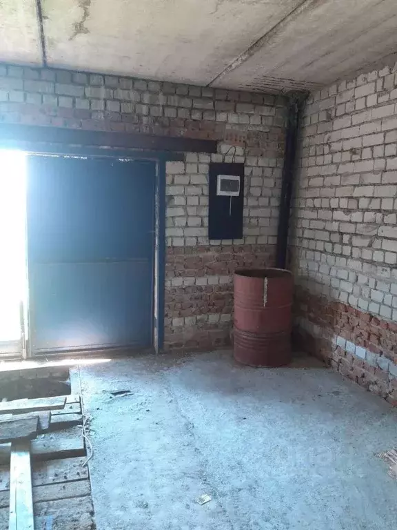 Гараж в Курская область, Курск Курского завода тракторных запчастей ... - Фото 1