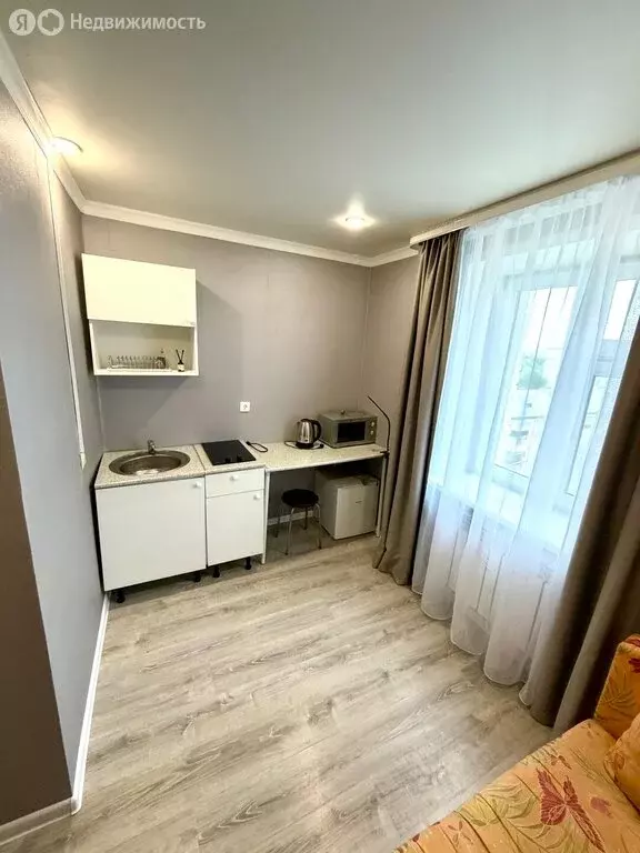 1-комнатная квартира: Казань, улица Короленко, 52А (14 м) - Фото 1
