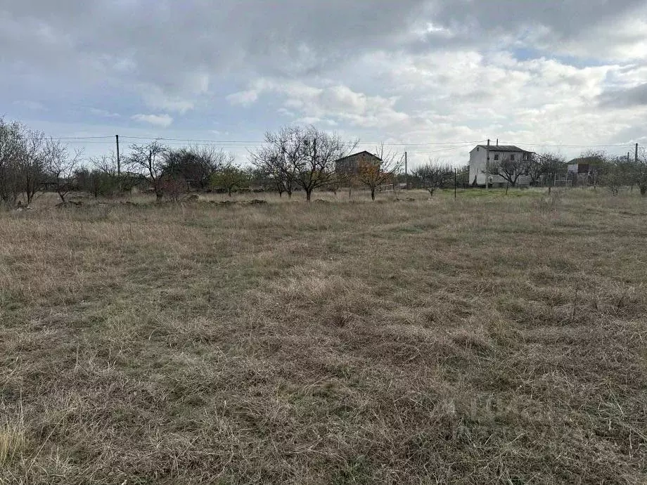 Участок в Крым, Симферопольский район, Строитель дп  (6.0 сот.) - Фото 1