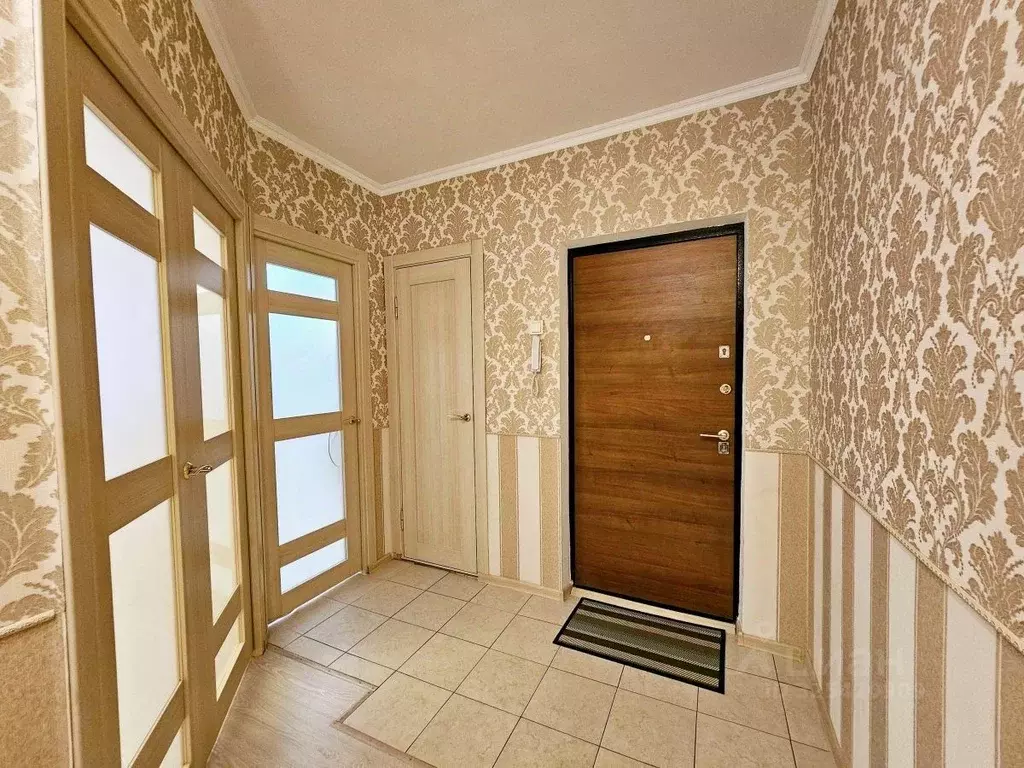 3-к кв. Волгоградская область, Волгоград ул. Маршала Воронова, 22 ... - Фото 1