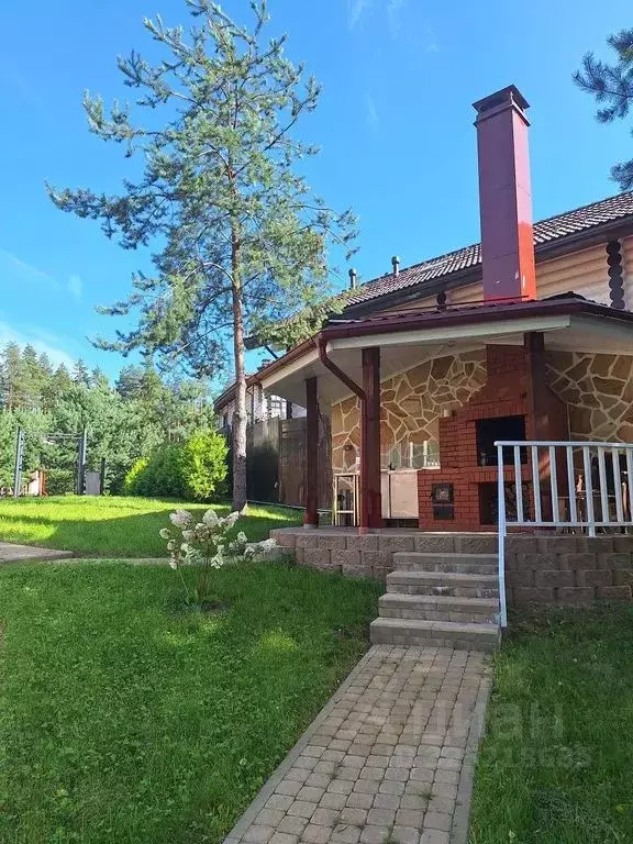 Дом в Ленинградская область, Выборгский район, Рощино пгт ул. ... - Фото 2