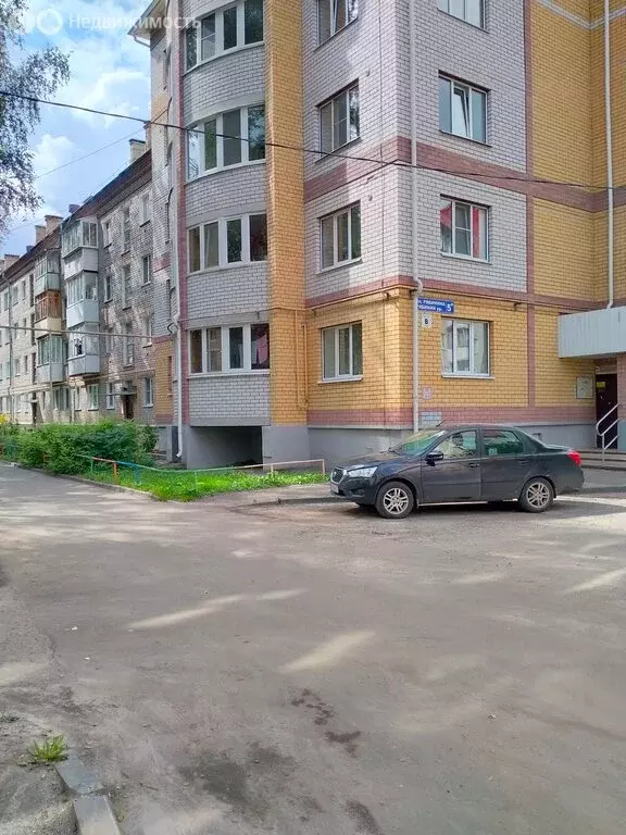 2-комнатная квартира: Йошкар-Ола, улица Рябинина, 5А (43.8 м) - Фото 0