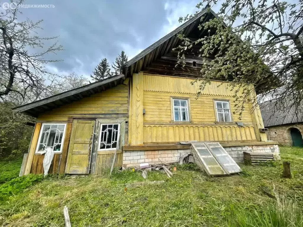 Дом в Псковская область, Печорский муниципальный округ, деревня ... - Фото 1