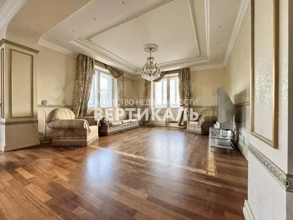 3-к. квартира, 170 м, 6/9 эт. - Фото 1