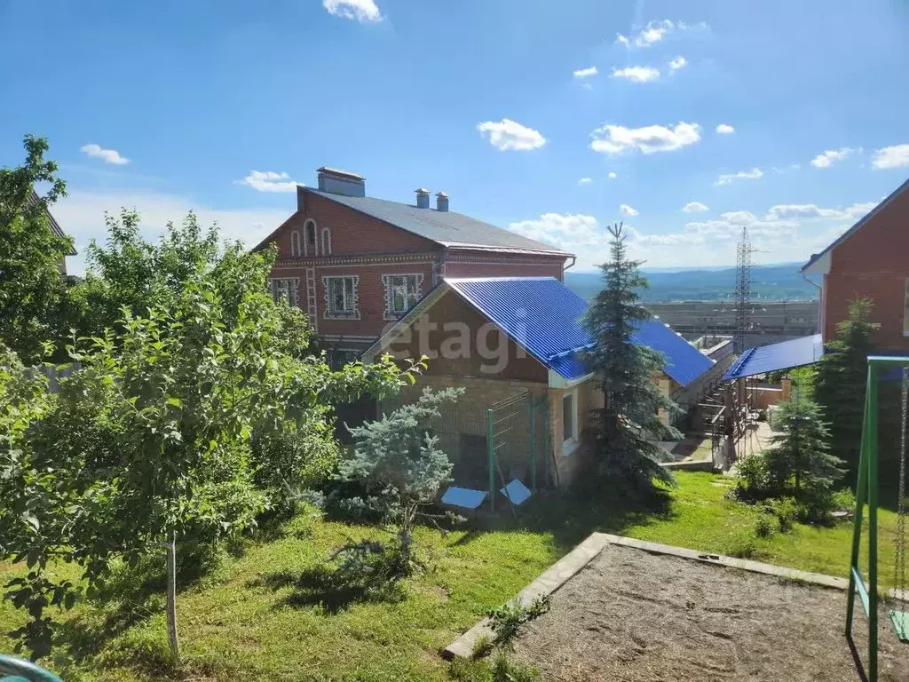 Дом в Челябинская область, Миасс ул. 8 Марта, 161А (189 м) - Фото 0