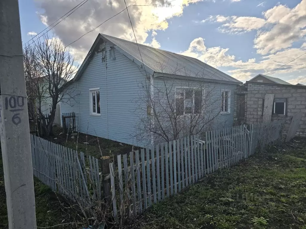 Дом в Самарская область, Большая Глушица с/пос, с. Большая Глушица ул. ... - Фото 2