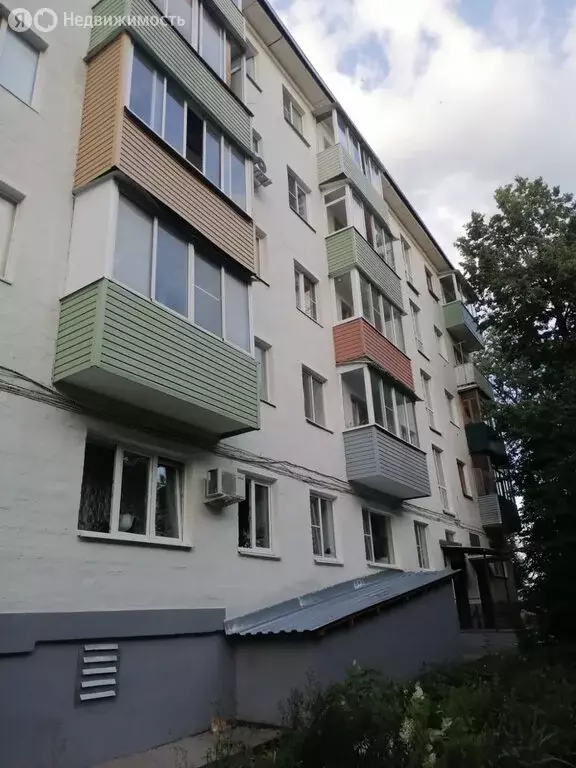 3-комнатная квартира: Алексин, улица Героев Алексинцев, 17 (54.9 м) - Фото 0