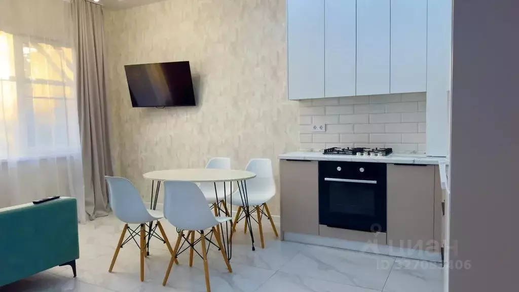 Дом в Ростовская область, Таганрог Полуротный пер., 26 (80 м) - Фото 1