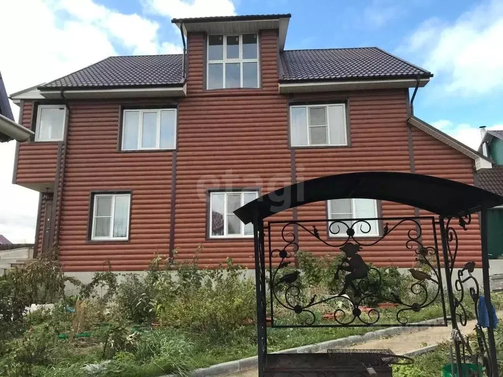 Дом в Красноярский край, Красноярск городской округ, пос. Солонцы, ... - Фото 1