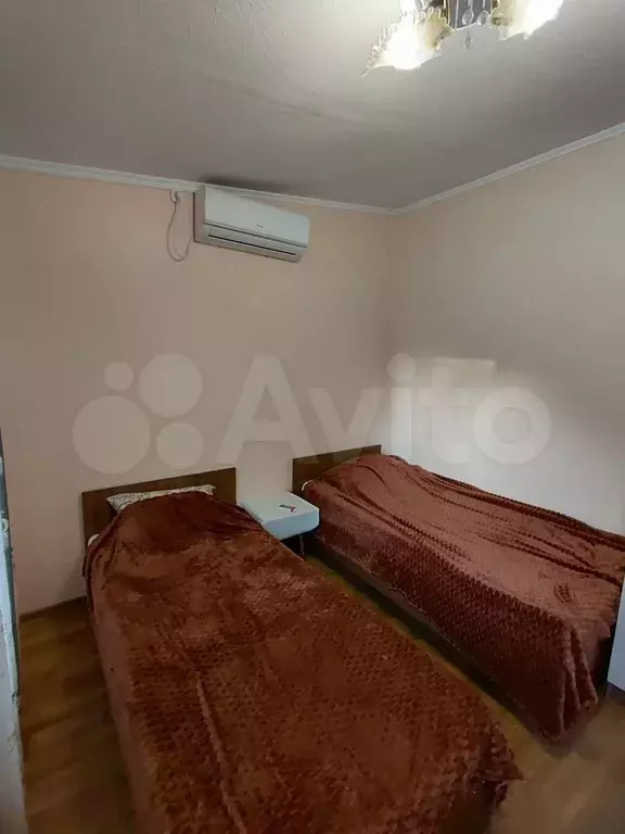 Комната 12 м в 1-к., 1/1 эт. - Фото 0