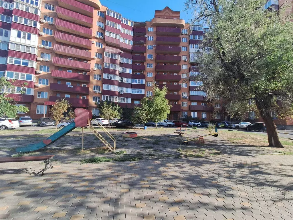 2-комнатная квартира: Батайск, улица Половинко, 280 (74 м) - Фото 1