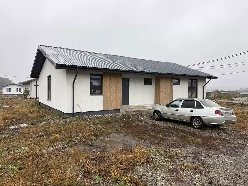 Дом в Свердловская область, Сысертский муниципальный округ, д. Ключи ... - Фото 1