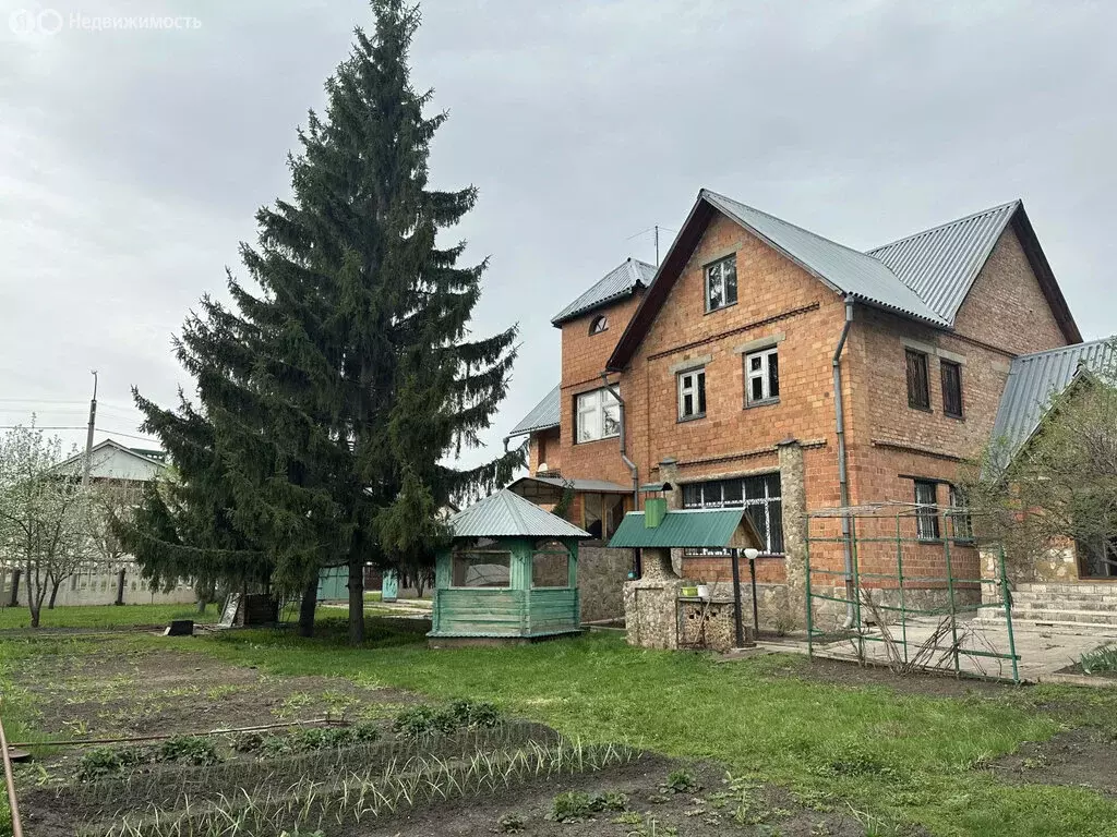 Дом в Скворчихинский сельсовет, деревня Яшельтау, Центральная улица ... - Фото 0