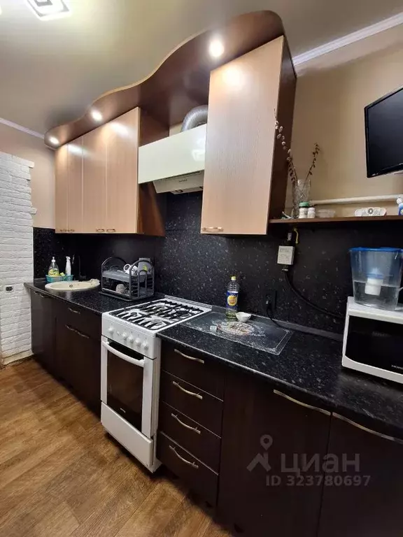 2-к кв. Омская область, Омск ул. Николая Кузнецова, 6а (49.0 м) - Фото 1