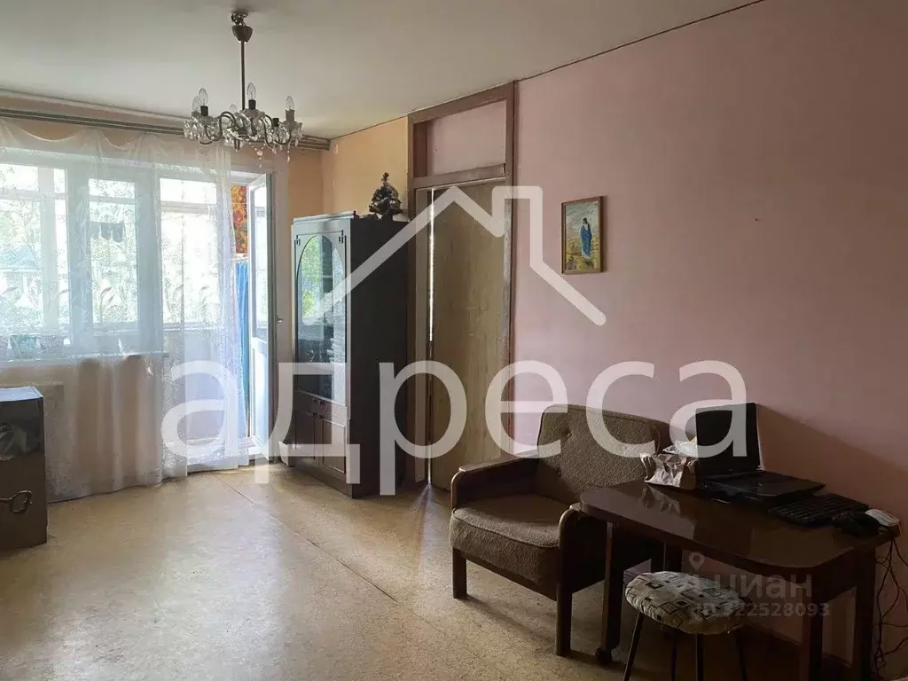 3-к кв. Самарская область, Самара Революционная ул., 50 (57.2 м) - Фото 0