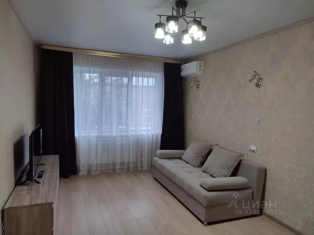 1-к кв. Липецкая область, Елец ул. Свердлова, 137А (36.0 м) - Фото 0