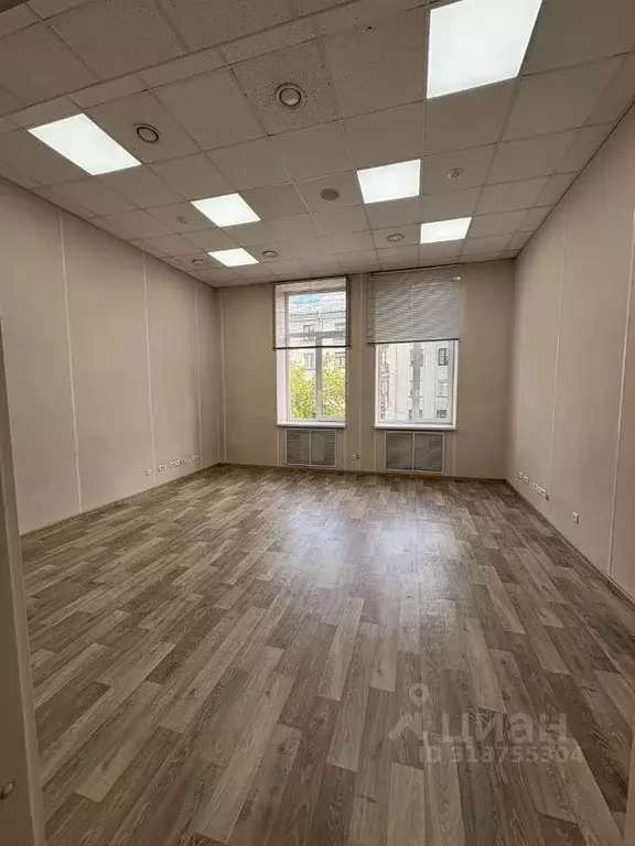 Офис в Санкт-Петербург Сердобольская ул., 64к1 (30 м) - Фото 1