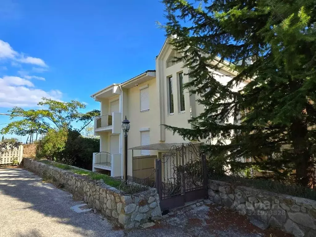 Дом в Крым, Ялта муниципальный округ, Восход пгт  (238 м) - Фото 1