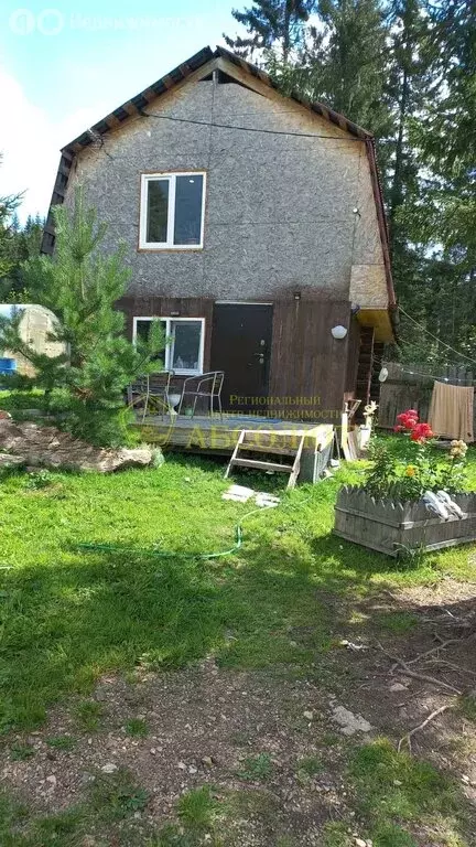 Дом в Нижнесергинский район, посёлок городского типа Верхние Серги ... - Фото 0
