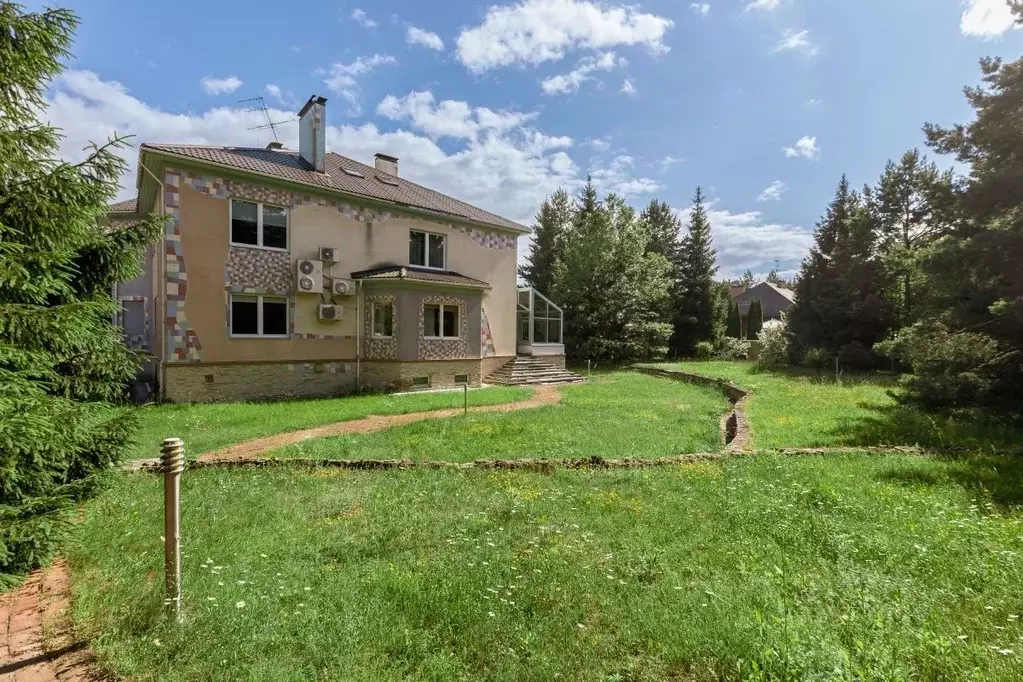 Участок в Московская область, Одинцовский городской округ, с. Усово, ... - Фото 2