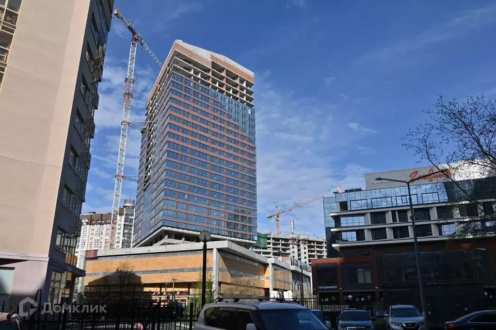 Продаётся 2-к квартира, 107.7 м - Фото 0