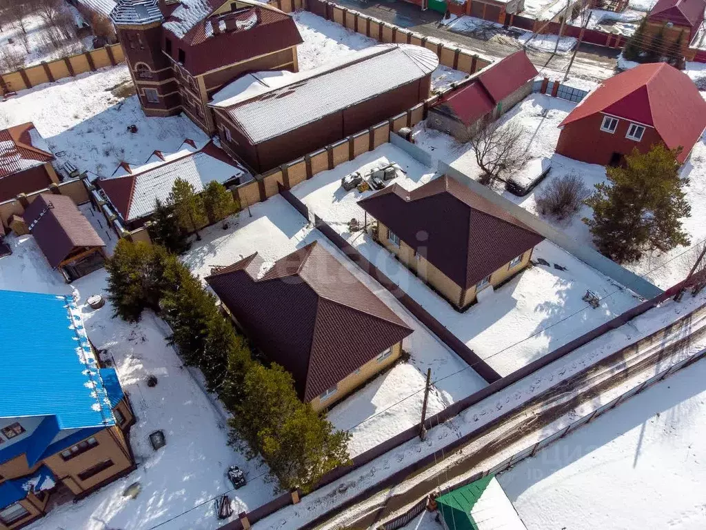 Дом в Тюменская область, Тюменский муниципальный округ, д. Зубарева ... - Фото 1
